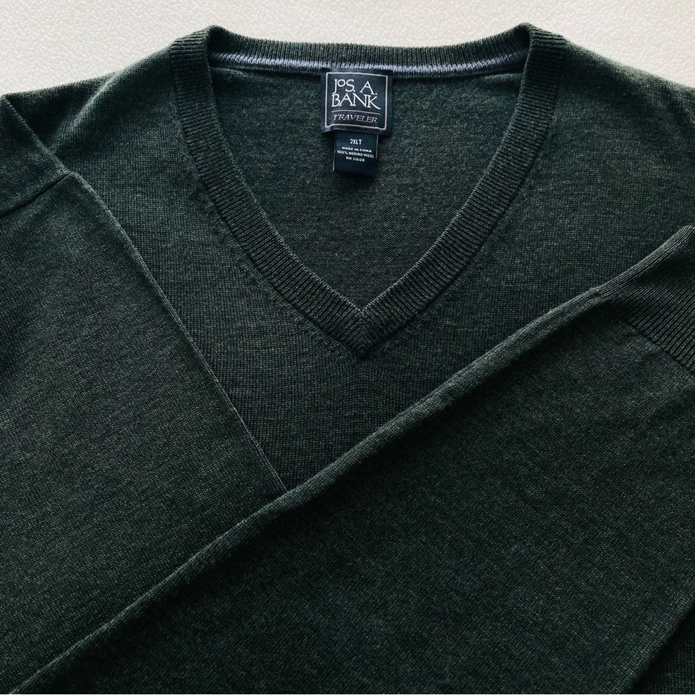 Joe A Bank Travelers Men’s Fine Merino V-neck Sweater. Olive/forrest Green. 2XLT